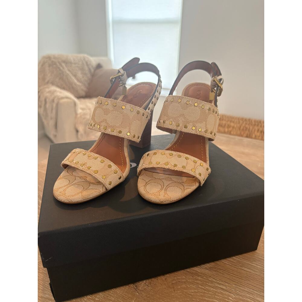 Coach Rylie Heeled Sandals Ivory Signature Jacquard Size 6B NIB